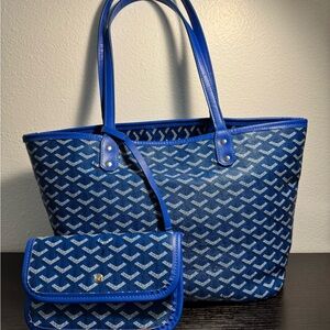 Blue Patterned Tote and Pouch Set